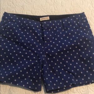 Merona soze 6 blue polka dot shorts